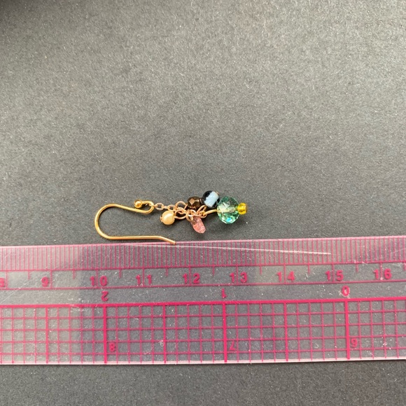 Multi crystal Earrings - Picture 4 of 4